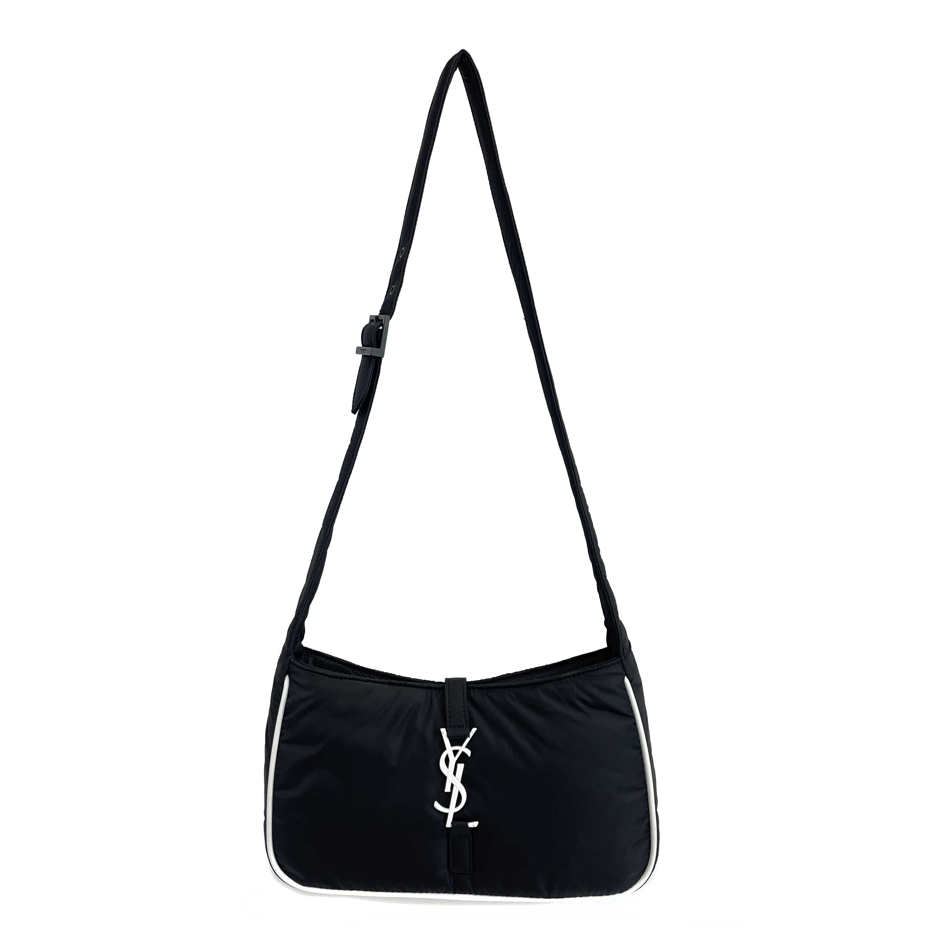 ショルダーバッグ・ポシェット SAINT LAURENT BLACK LEATHER LE 5 A 7 SHOULDER BAG SAINT LAURENT Le 5 à 7 leather shoulder bag | NET-A-PORTER